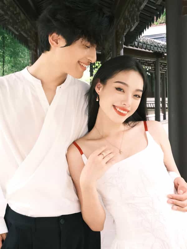 小红书博主素材，亭系列